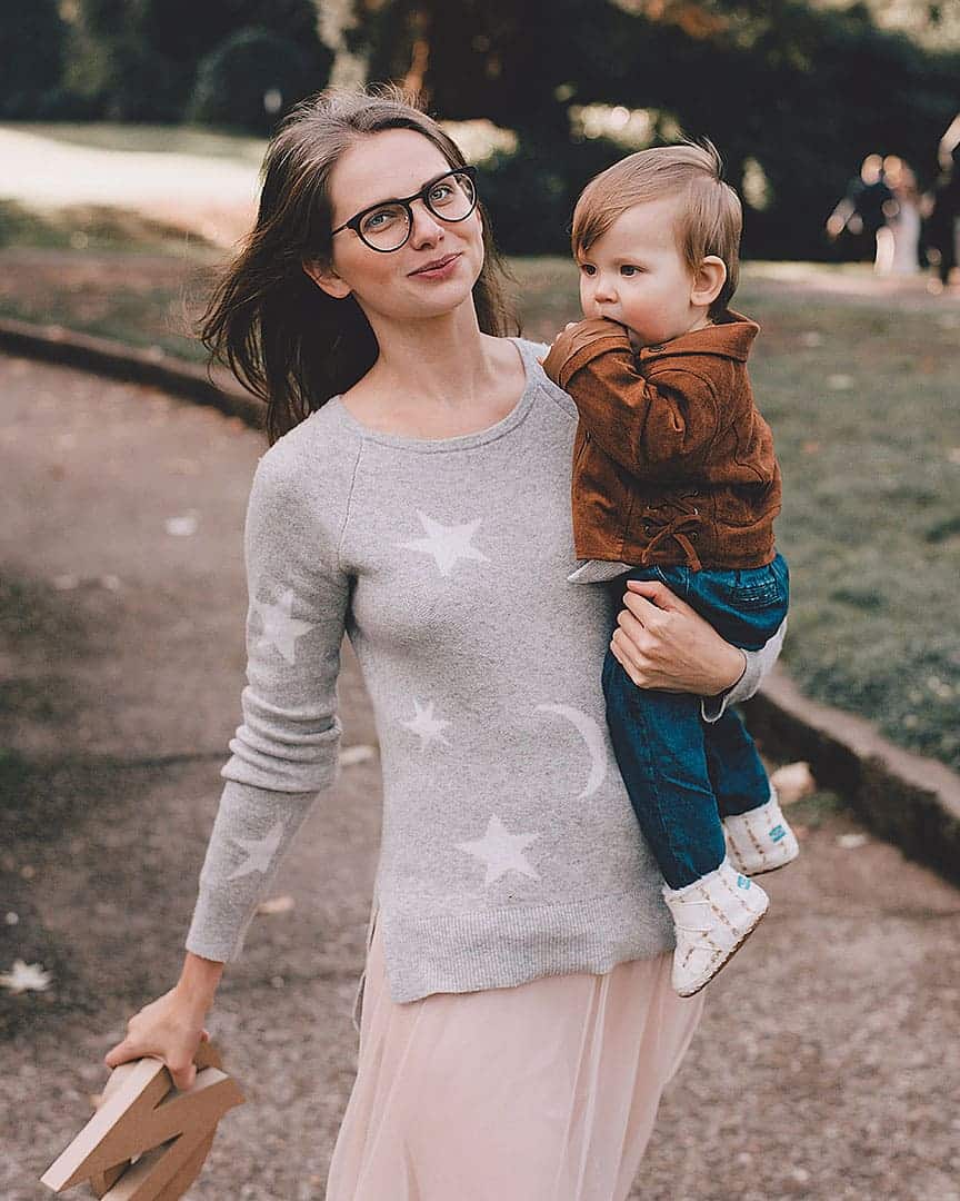 Kinderfrau - -Nanny-(auch-Au-Pair)